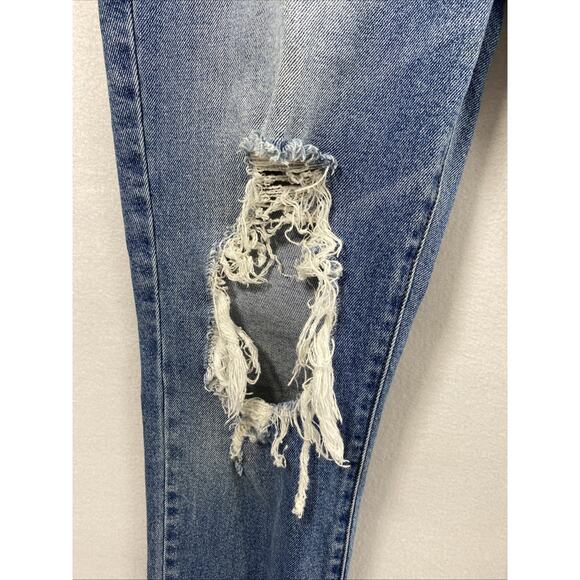Cello Jeans Juniors Size 11 Destroyed Raw Hem Medium Wash Denim Straight Hi Rise - Picture 13 of 14